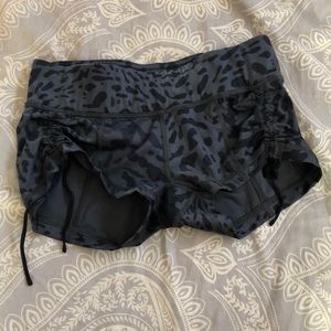 Lululemon cinch tie front athletic shorts